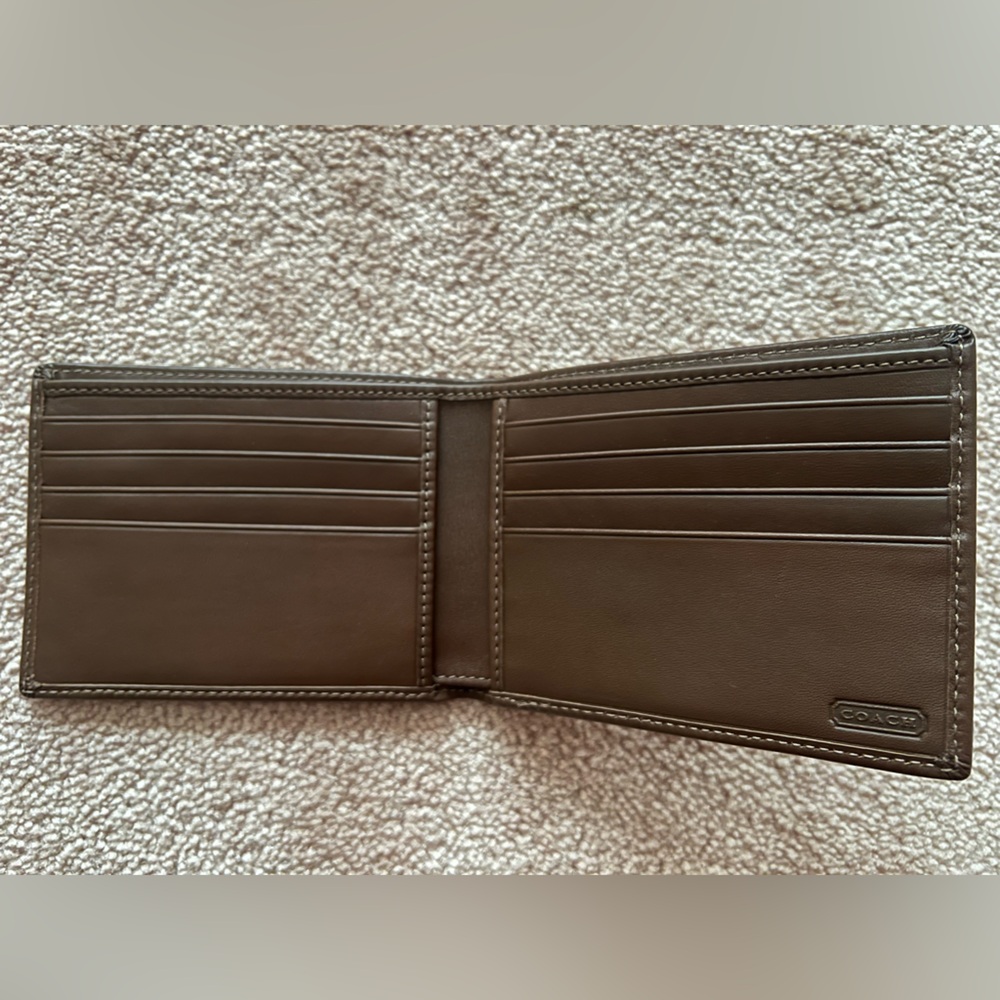 Coach *NEW* leather Wallet & *USED* Card Holder set - Picture 5 of 9